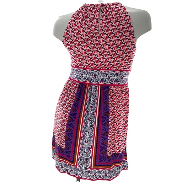 Maggie London Sleeveless Halter Style Dress with Front Cutout in Size 4 - Picture 4 of 11